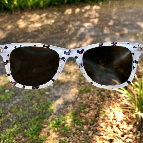 Disney Mickey Hat Sunglasses White - Picture 2 of 13